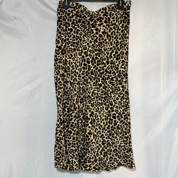 Anthropologie Cheetah Print Midi Skirt Size 8 - Picture 2 of 6